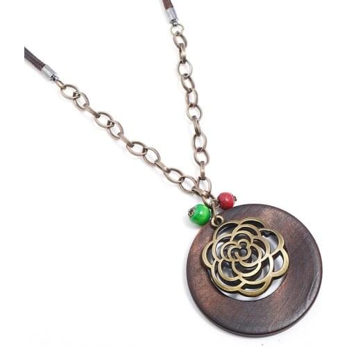 Vintage Retro Fashion Hollow Flower Women Necklace Chain Alloy Pendant Statement Wood Charm Long Leather Chokers Casual Jewelry
