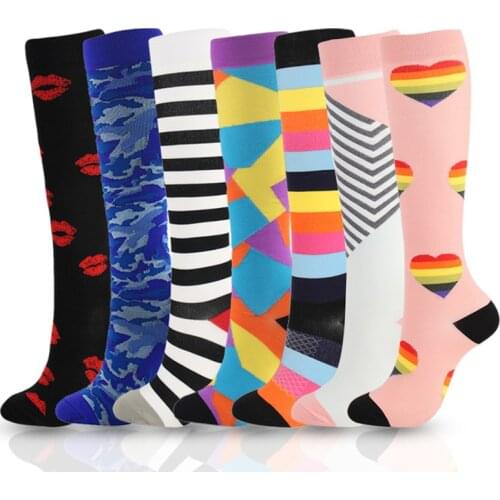 Unisex Compression Socks 15-20 Mm Are Best For Graduation Sports Medical Running, Flying, Traveling And Riding