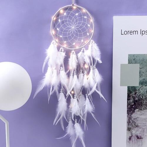 Handmade Girl Heart Dream Catcher National Feather Ornaments Lace Ribbons Feathers Wrapped Lights Girls Room Decor Dreamcatcher