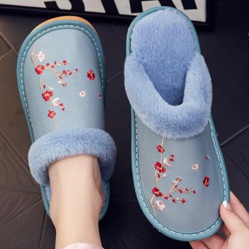 NVUVXV Footwear