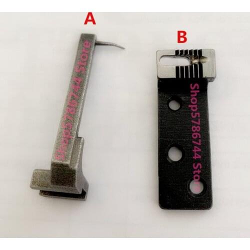 Fork needle Spreader with point & Feed Dog For Singer 300U,300W,302U,302W,320W,Mattress Sewing Machine Parts