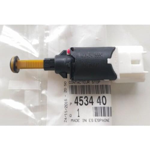 Brake Light Switch Sensor 453440 9643478880 Used for Peugeot 307 Citroen Picasso Sena Triumphant