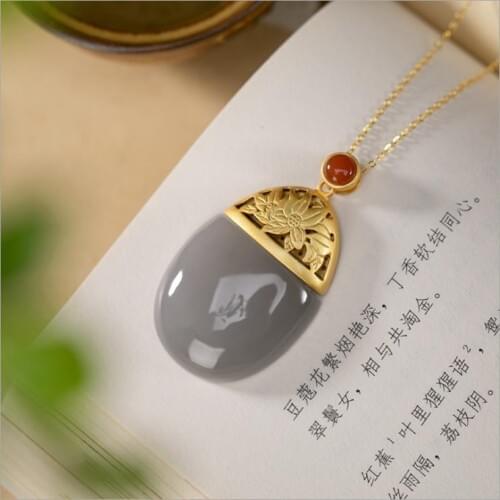 Natural Hetian Purple Jade Oval Lotus Pattern Pendant Necklace Chinese Style Retro Elegant Light Luxury Noble Silver Jewelry