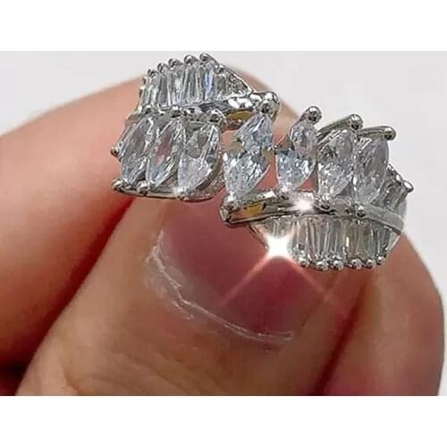 Huitan Creative Design Womens Finger Rings Trapezoidal/Marquise White Cubic Zirconia Unique Accessories for Party Trend Jewelry