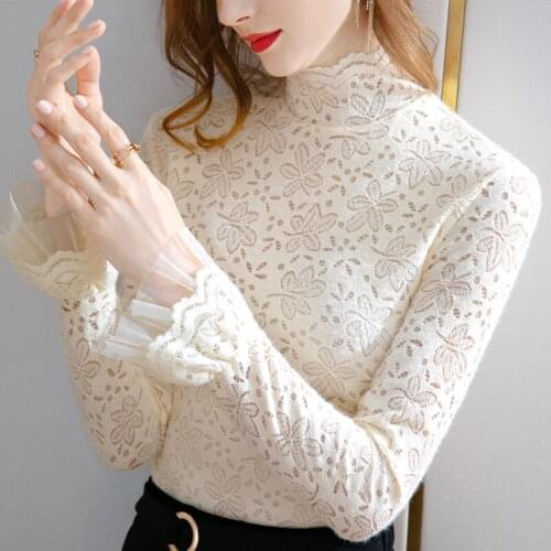 LiaoShiKeerQiaoWa Collar Blouses