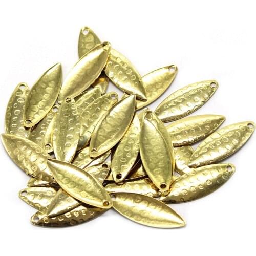 20pcs/lot Metal Spoon Pit / smooth surface fly Fishing lure Sequin Noise Silver Gold Willow Blades DIY Fishing bait Accessories