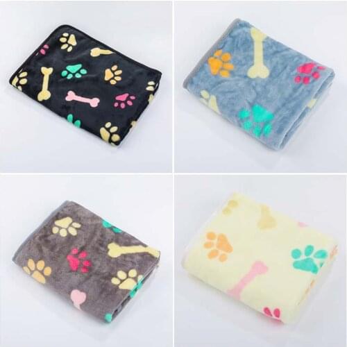 Fluffy Soft Blanket for Dogs Warm Flannel Fleece Pet Blanket on the Bed Cover Mat for Puppy Sofa Paw Cushion for Cats 6 Sizes
