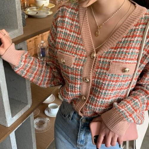 2021 Women Fashion Long Sleeve V-Neck Chic Plaid Sweaters Knitted Single Breasted Button Cardigans Autumn Vintage Knitwear