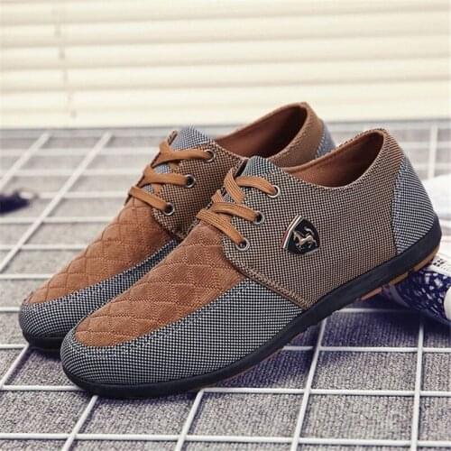 Mens Fashion Sneakers Men Loafers Shoes High Quality Trend Outdoor Men Canvas Casual Shoes Trend Hot Sale Adult Driving Shoes