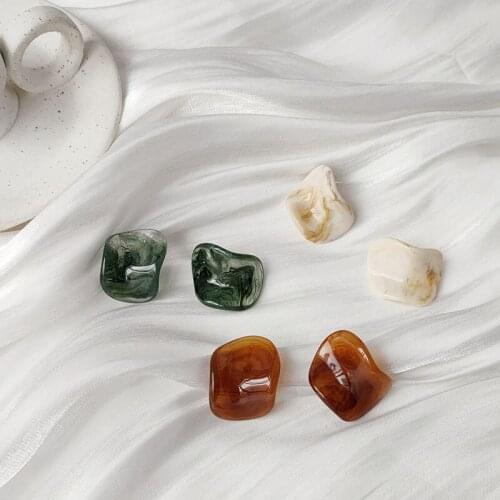 Vintage Acrylic Potato Stud Earrings White Green Resin Geometric Ear Studs Niche Women Push-back Elegant Romantic Gifts