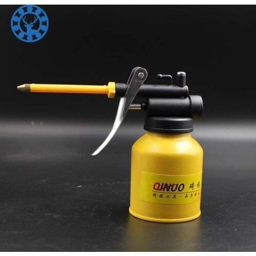 HOT 1Pc Oiler Pump Hose Machine Oil Pot Grease Spray Gun Paint Cans Repair Hand Tool High Pressure Airbrush Chrome Body 250G