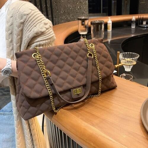 High-quality Rhombic Chain Large-capacity Bag 2021 Autumn and Winter New Fashion Womens Designer Frosted Messenger Bag Purses