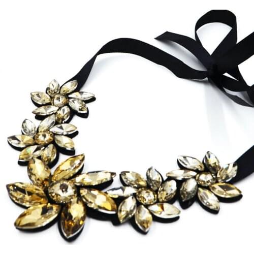 2017 New Luxury sun flower vintage Crystal Necklace. Charm collar statement choker necklaces & pendants for women Jewelry