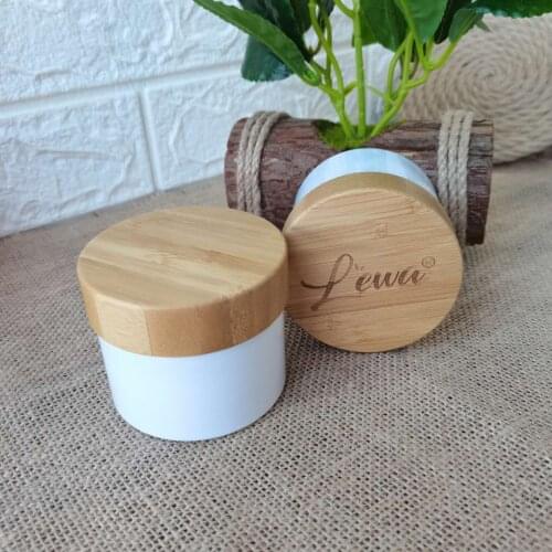 Engraving High Qualtiy Plastic Bottle Cream Jar Body Cream Refillable Empty Cosmetic Makeup Container Packaging Jar With Lid