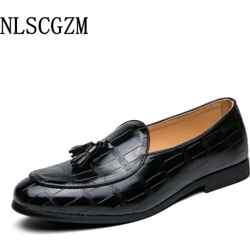 Tassels Office 2021 Oxford Shoes for Men Wedding Dress Leather Shoes Men Formal Italian Mens Dress Shoes Loafers Coiffeur Scarpe
