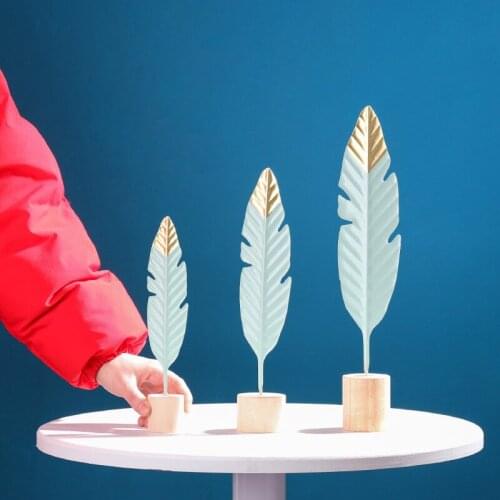 Nordic Feather Wooden Decorations Table Fairy Garden Miniature Figurines Fashion Christmas Gift Home Decoration Accessories