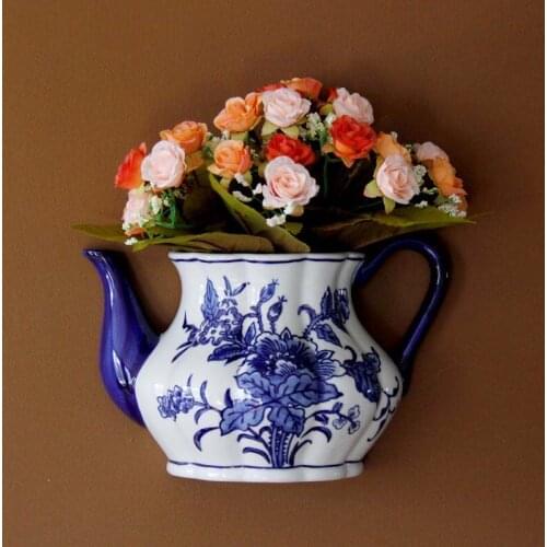 TEAPOT SHAPE VASE METOPE VASE CERAMIC WALL HANGING FLOWER RECEPTACLE JINGDEZHEN BLUE AND WHITE PORCELAIN FLOWER VASES