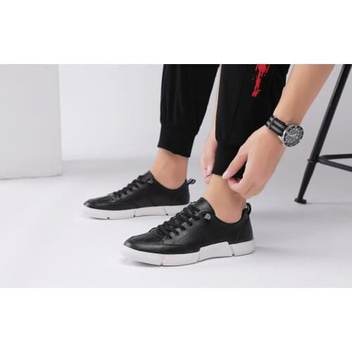 Fashion Mens Casual Leather Shoes Lace Up Driving Moccasins Spring Summer Mens Light Breathable Outdoor Sneakers Footwear