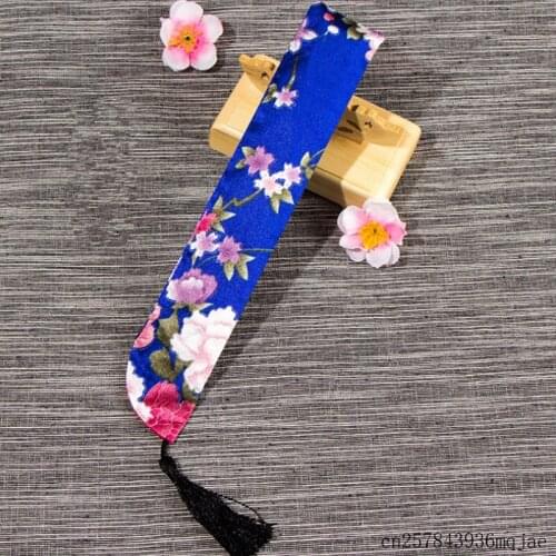 500pcs Chinese Style Folding Hand Bag Polyester Fabric Handicrafts Pouch Hand Fan Covers