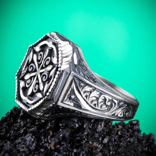 Vintage Pattern Silver Men Ring Handmade Men Jewelery Top Quality Fashionable Solid 925 Sterling Silver Men For Gifts