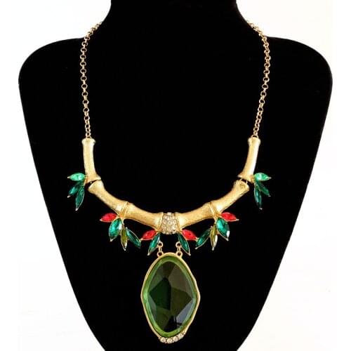 Cute Multi Color Resins Pendant Necklace For Women Alloy Crystal Statement Big Pendant Necklace Fashion Jewelry Colliers Colar