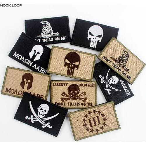 10 pcs Mixed lot Army Patches Badges Hook Loop Skull Emblem Stickers Fabric For Uniform Backpack Decoration