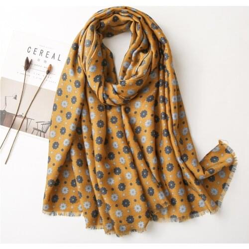Ladies New Fashion Turmeric Dot Floral Viscose Shawl Scarf Women High Quality Wrap Pashmina Stole Bufandas Muslim Hijab 180*90Cm