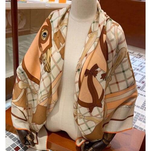 2020 new arrival autumn winter classic horse design 140*140 cm black scarf 65% cashmere 35% silk scarf wrap for women lady girl