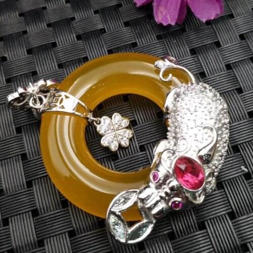 Free shipping Chalcedony Carved PendantJade Pith Pixiu Pendant Women Fashion Romantic Jadeites Jewelry
