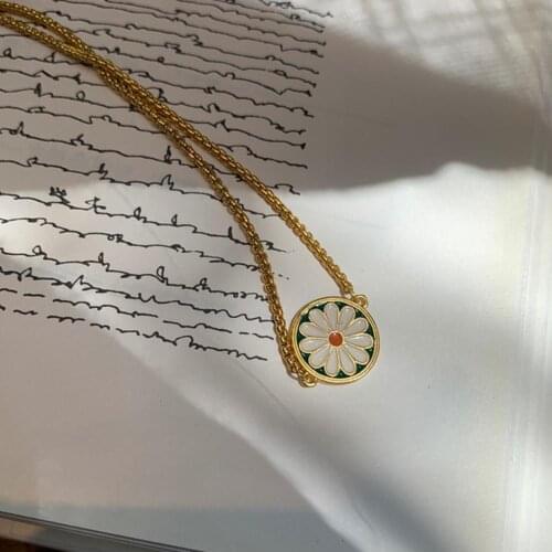 Summer Simple Lovely Exquisite Bracelet For Women Lucky Marguerite Round Pendant Chain Bracelet Collar Necklace Jewelry Gift