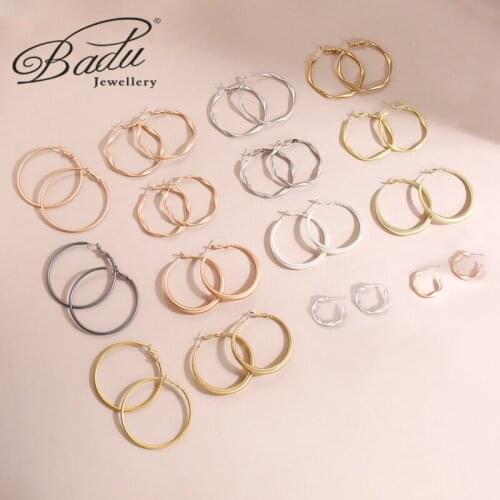 Badu 2021 Multiple Trendy Round Geometric Copper Small Hoop Earrings for Women Statement Earrings Fashion Party Jewelry Gift