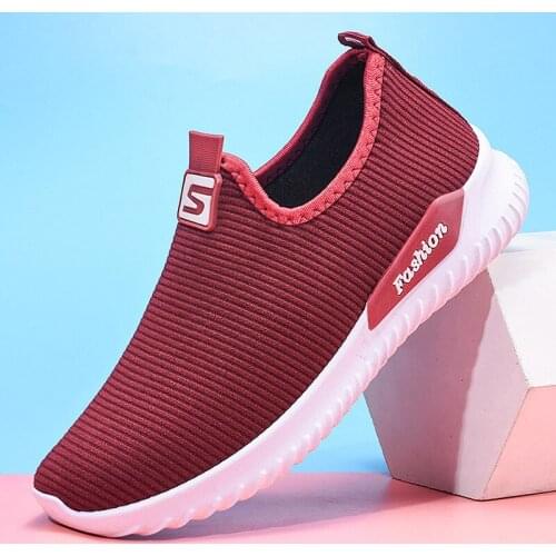 Summer New Womens Breathable Travel Tide Shoes Korean Edition Wear Wear Wear Wear Student Shoes 100 casual sports running shoes