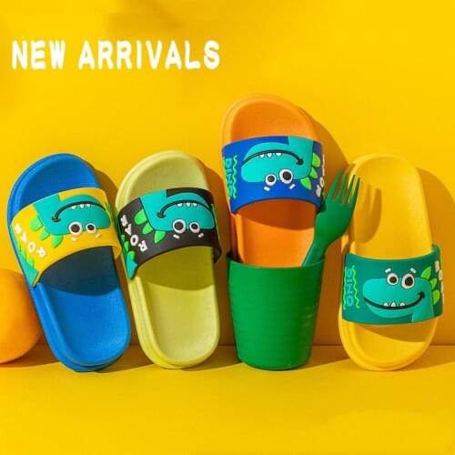 Children Cartoon Dinosaur Slippers 2021 New Soft Non-Slip Kids Home Shoes Boys Girls Beach Sandals Baby Indoor Bathroom Slippers