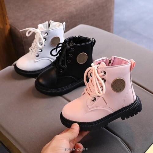 Brand Girls Boots Children Shoes Boys Fashion Boots Europe Casual Shoes Fashion Martin Rubber Boots Baby Rain