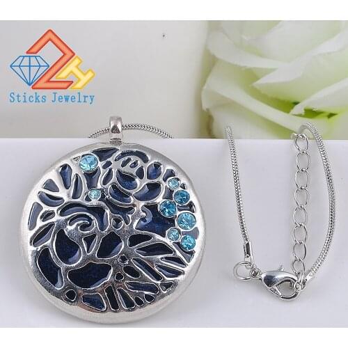Trendy Rhinestone Enamel Flower Necklace Pendant