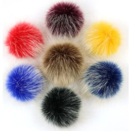 2pcs/lot 10cm Detachable Faux Fur Pompom Fluffy Artificial Hairy Ball For Knitted Beanies Caps Shoes Cloth Keychain Accessories