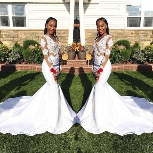 Elegant Jewel Neck Prom Dresses Applique Satin Long Sleeve Chapel Train Mermaid Formal Party Wedding Custom Bridal Dresses