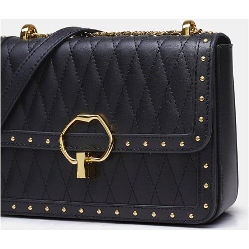 2020 Naw Arrival Retro Women Handbag Sheep Skin Flap Totes Stud Shoulder Bags
