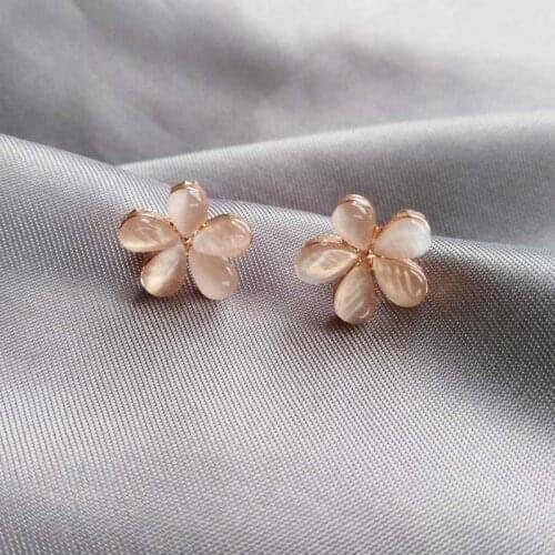 Sweet Flower Studs Earrings Cat Eye Stone Ear Stud Small Fresh Earring for Women Korean Style Fashion Jewelry Accessories Gifts