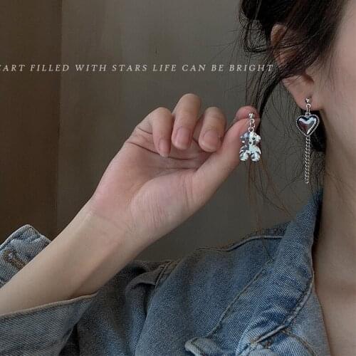Asymmetrical Bear Love Tassel Earrings New Fashion Earrings Personality Temperament Earrings for Women Jewelry