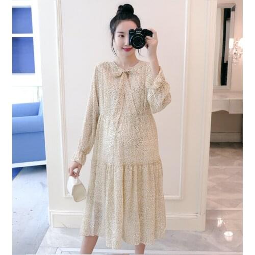 Loose small floral chiffon dress with long sleeves