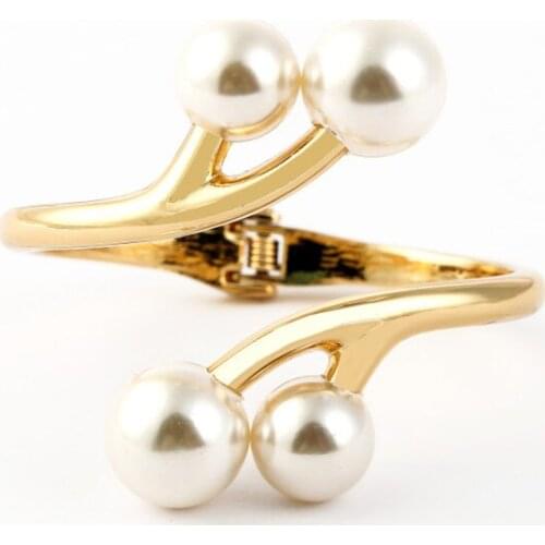 ORNAPEADIA 2018 Summer New Hot Pearl Bracelet fashion Ladys Stylish elegant Exquisite Metal show irregular Style Bracelet