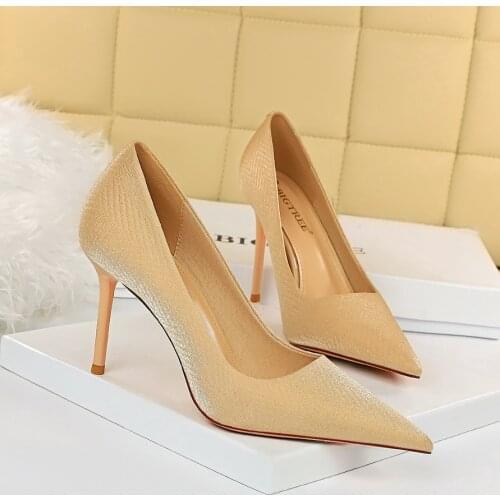869-1 Korean Style Fashion And Elegant Slim Stiletto High Heels Shallow Mouth Pointy Embossed Satin Sexy Nightclub Womens Shoes