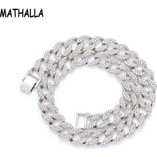 MATHALLA Chokers On The Neck