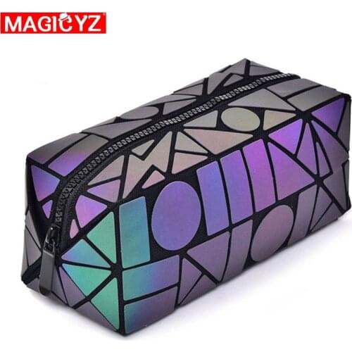 NEW Zipper Portable Cosmetic Bags Women Luminous Hand Clutch Ladies Cosmetics Organizer Storage Bag Travel Bathroom Make Up Bag