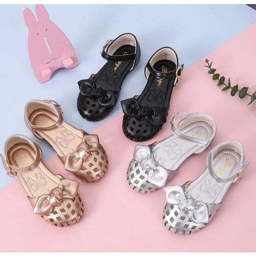 Girls Sandals 2021 Summer New Childrens Soft-soled Anti-kick Princess Shoes Bowknot Hollow Baby Shoes Breathable Flats Party