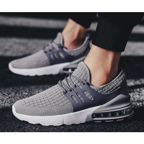 Brand Mens Sneakers 2020 New Summer Men Running Shoes Lace-up Breathable Outdoor Sport Shoes Fashion Grey Walking Sneakers Red