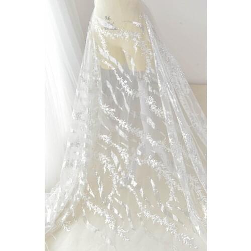 Wholesale Ivory Embroidery bridal fabric lace leaf shape for dress