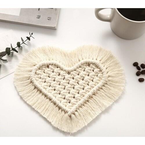 Handmade Bohemian Braided Coasters Woven Heart Shape Cup Mat Macrame Cup Cushion Lace Coasters With Tassels Home Decoration