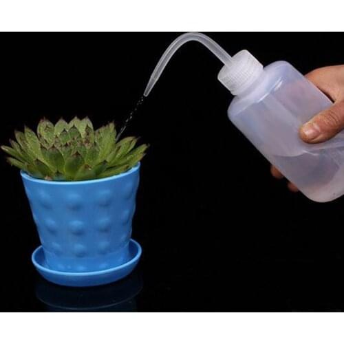 1pc 250ml Succulents Plant Flower Beak Squeeze Watering Can Bottle Kettle with Long Nozzle Hot Watering kettle